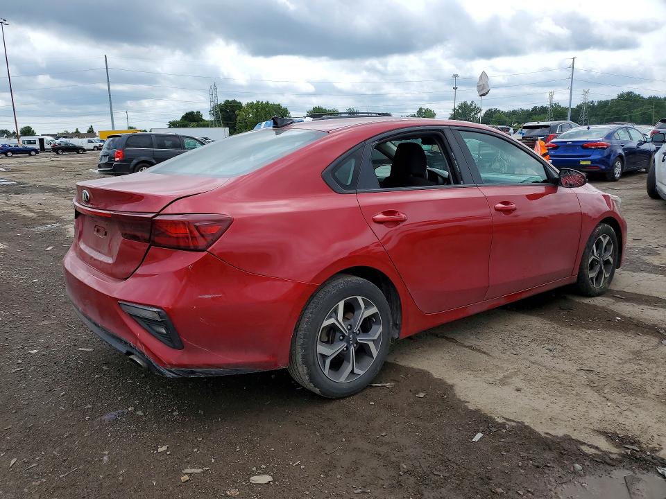 Photo 3 from auction – 2019 KIA FORTE with VIN 3KPF24AD6KE086714