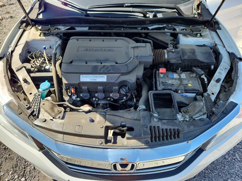 Photo 11 from auction – 2017 HONDA ACCORD with VIN 1HGCR3F97HA034423