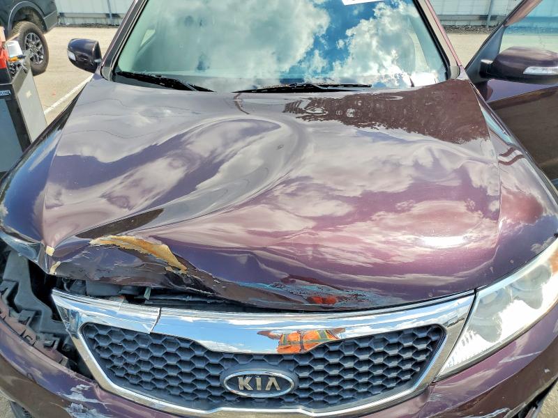 Photo 12 from auction – 2011 KIA SORENTO with VIN 5XYKT4A15BG151704