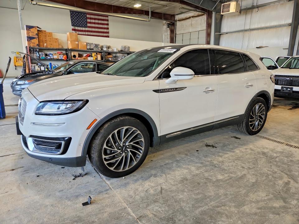 LINCOLN NAUTILUS 2019 with VIN 2LMPJ8L96KBL45796 - Photo from auction