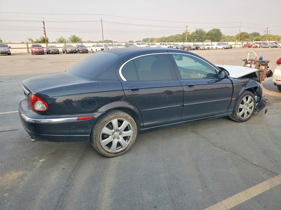 صورة رقم 3 من المزاد - 2004 JAGUAR X-TYPE مع VIN SAJEA51C74WD55554