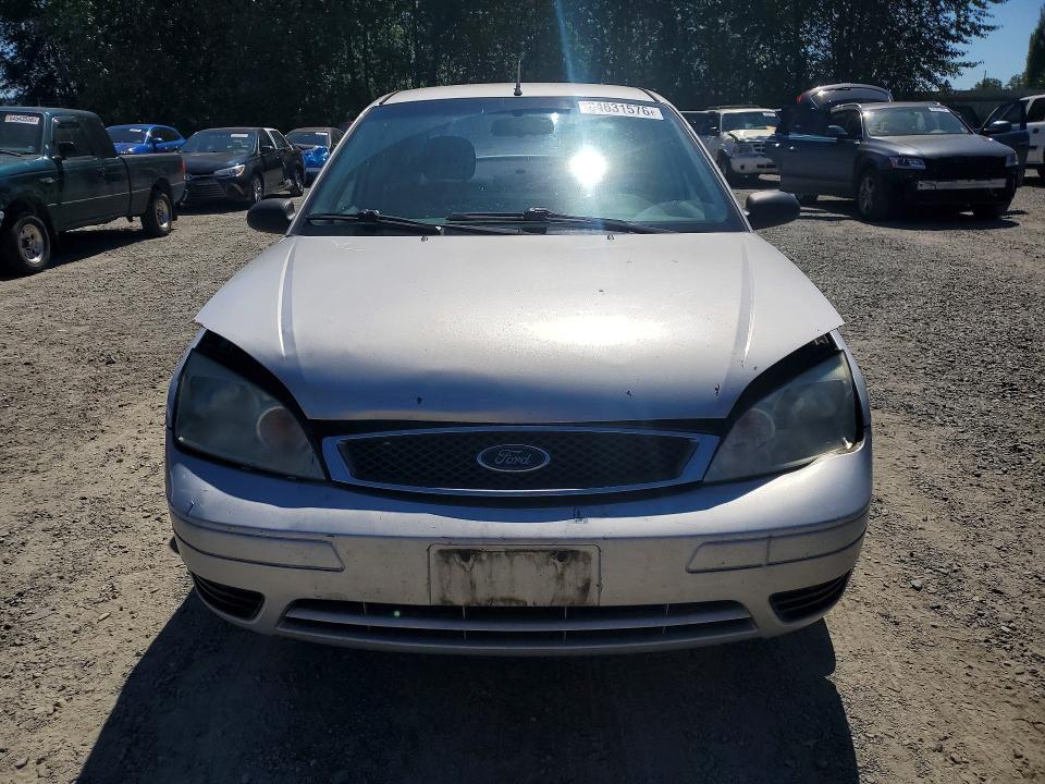 Photo 5 from auction – 2005 FORD FOCUS with VIN 1FAFP34N55W241219