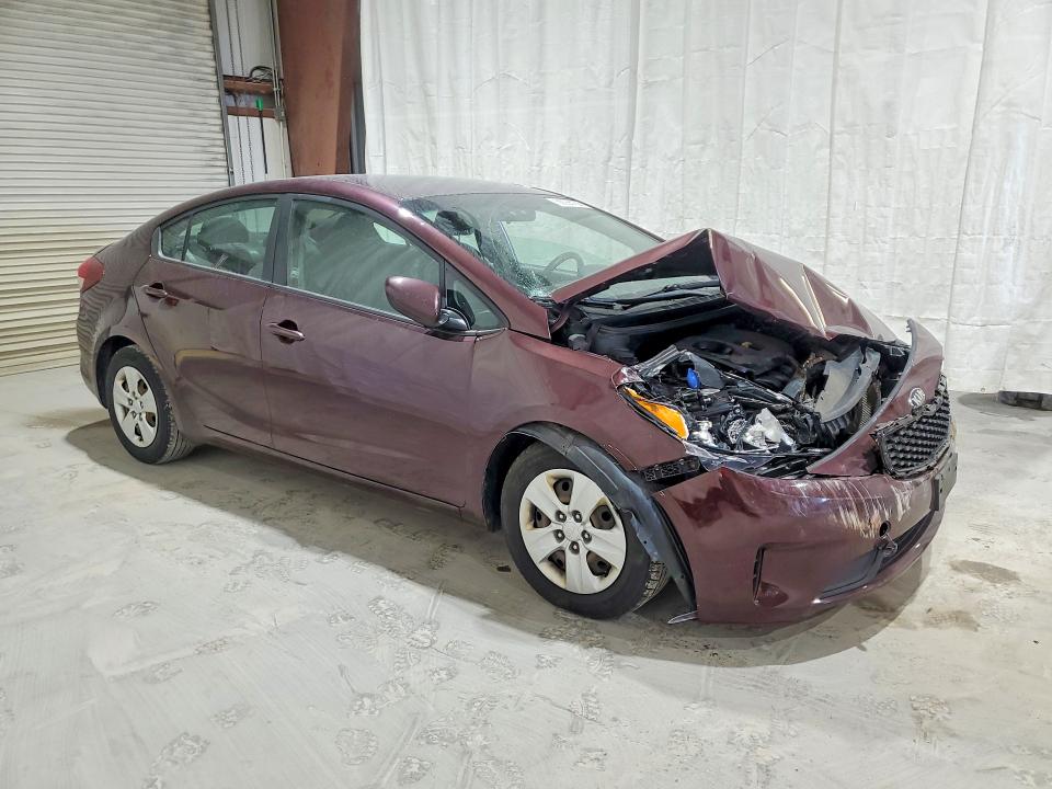 Photo 4 from auction – 2018 KIA FORTE with VIN 3KPFK4A75JE272897