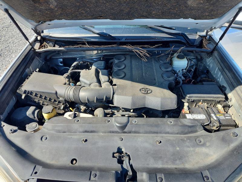 Photo 12 from auction – 2014 TOYOTA 4RUNNER with VIN JTEBU5JR6E5164611