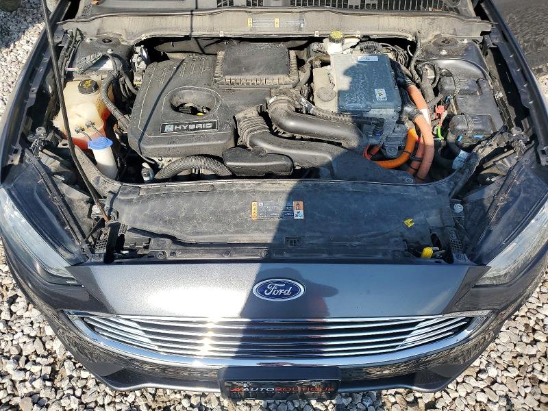 Photo 11 from auction – 2019 FORD FUSION with VIN 3FA6P0LU1KR226366