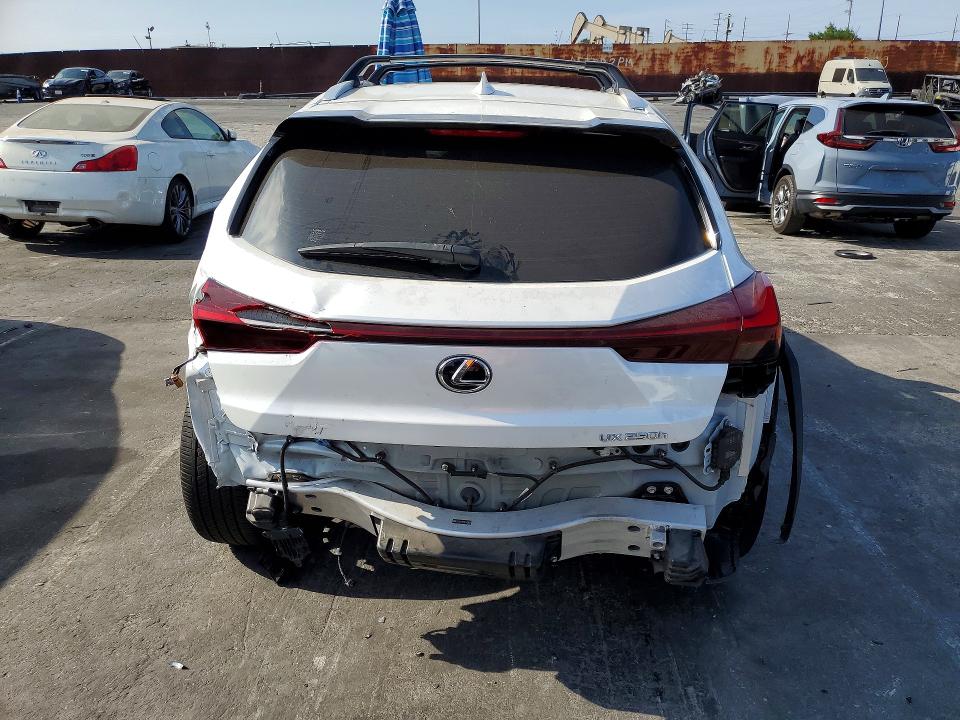 Photo 6 from auction – 2024 LEXUS UX 250H with VIN JTHX6JBH5R2188584