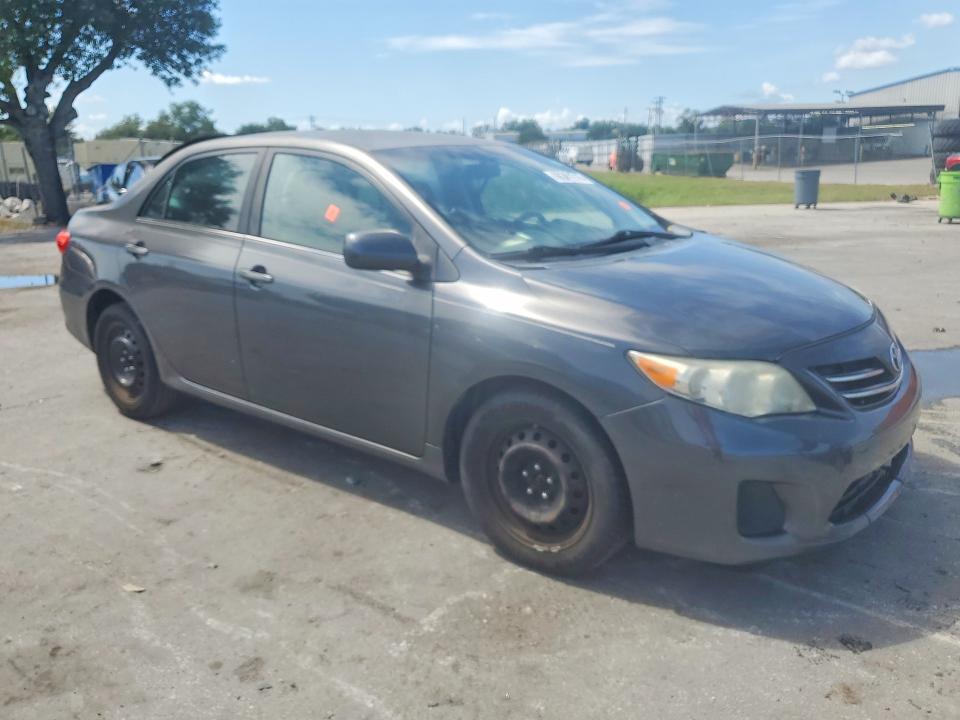Снимка 4 от търг – 2013 TOYOTA COROLLA с VIN 5YFBU4EE8DP096769