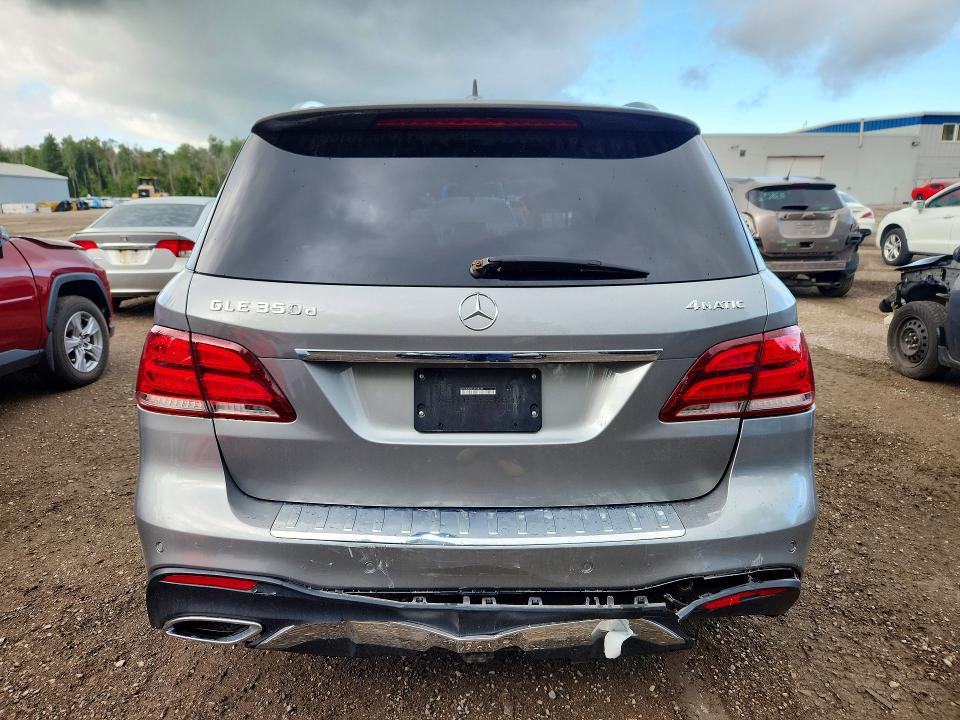 Photo 6 from auction – 2016 MERCEDES-BENZ GLE with VIN 4JGDA2EB4GA648624