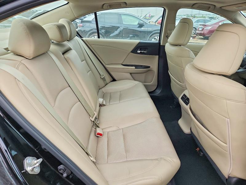 Photo 10 from auction – 2015 HONDA ACCORD with VIN 1HGCR2F88FA159834