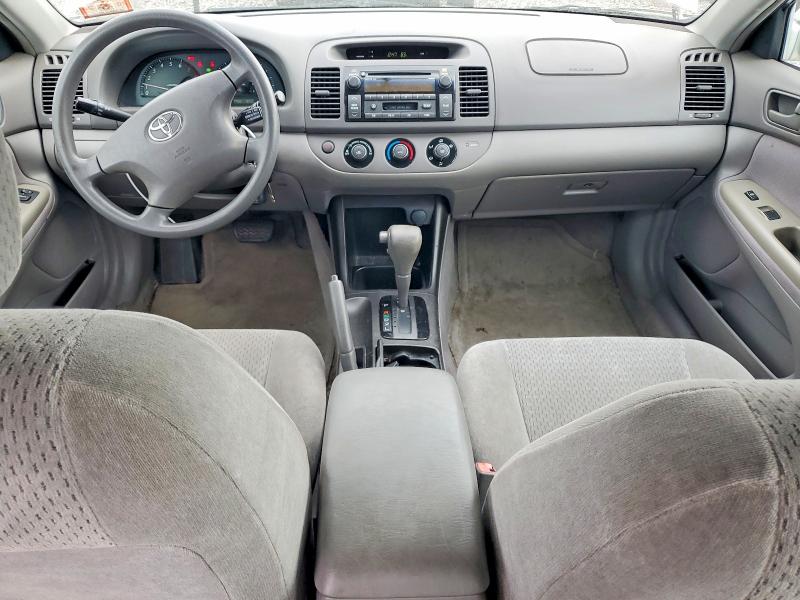 Photo 8 from auction – 2002 TOYOTA CAMRY with VIN 4T1BF32K62U016699