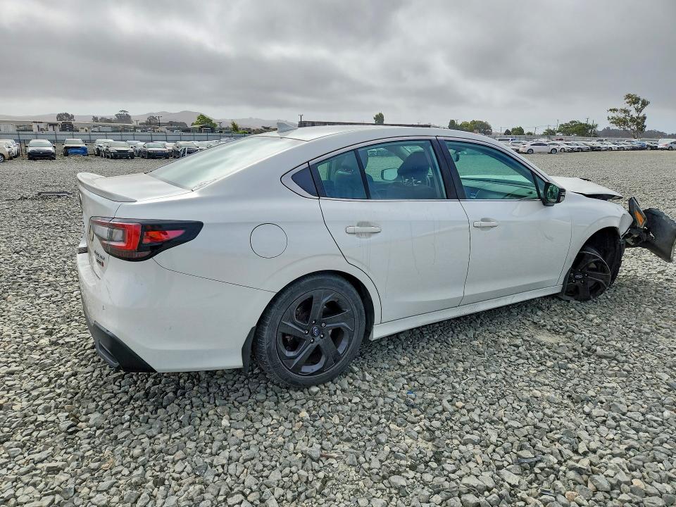 Photo 3 from auction – 2020 SUBARU LEGACY with VIN 4S3BWAG65L3003874