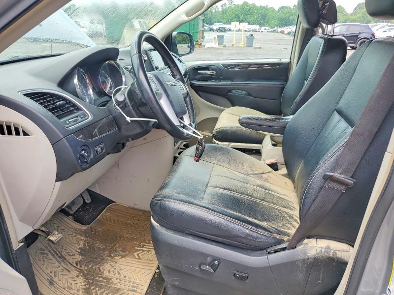 Photo 7 from auction – 2015 CHRYSLER TOWN & COUNTRY with VIN 2C4RC1BG3FR594564