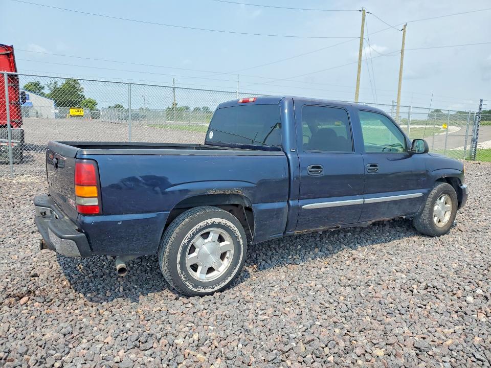 Photo 3 from auction – 2005 GMC NEW SIERRA with VIN 2GTEC13T151161557