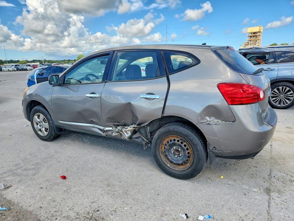 Photo 2 from auction – 2014 NISSAN ROGUE SELECT with VIN JN8AS5MT0EW617696