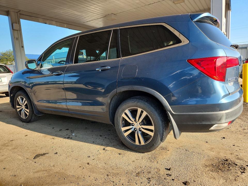 Снимка 2 от търг – 2017 HONDA PILOT с VIN 5FNYF6H52HB050626