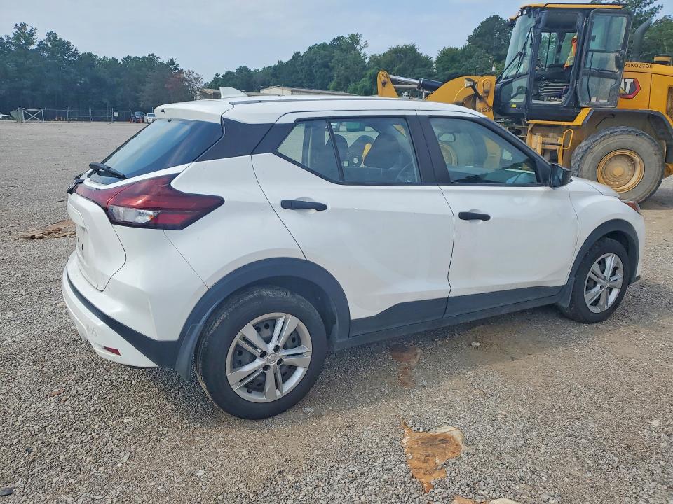 Photo 3 from auction – 2023 NISSAN KICKS with VIN 3N1CP5BV1PL504216