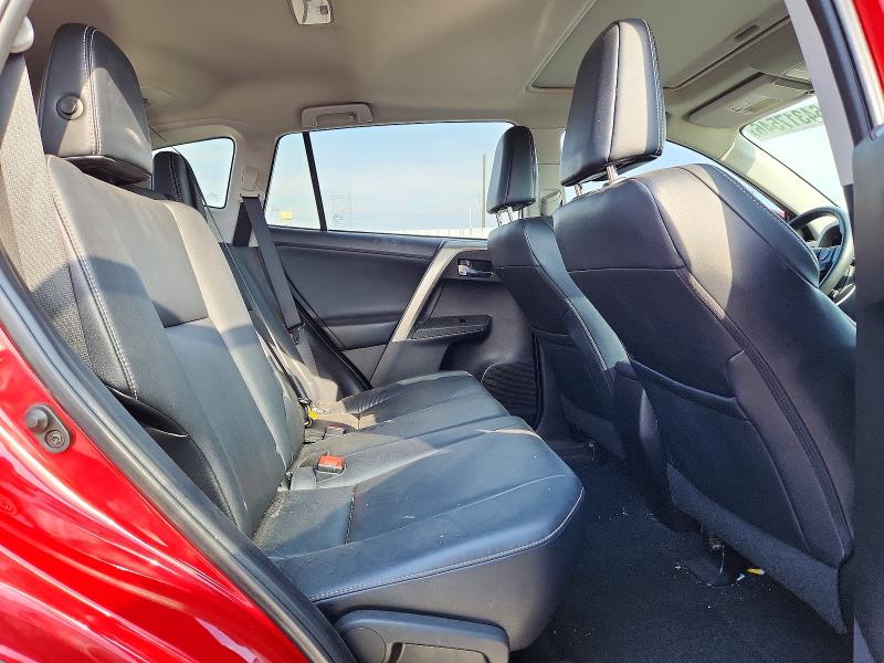 Photo 11 from auction – 2015 TOYOTA RAV4 with VIN 2T3DFREV5FW252193