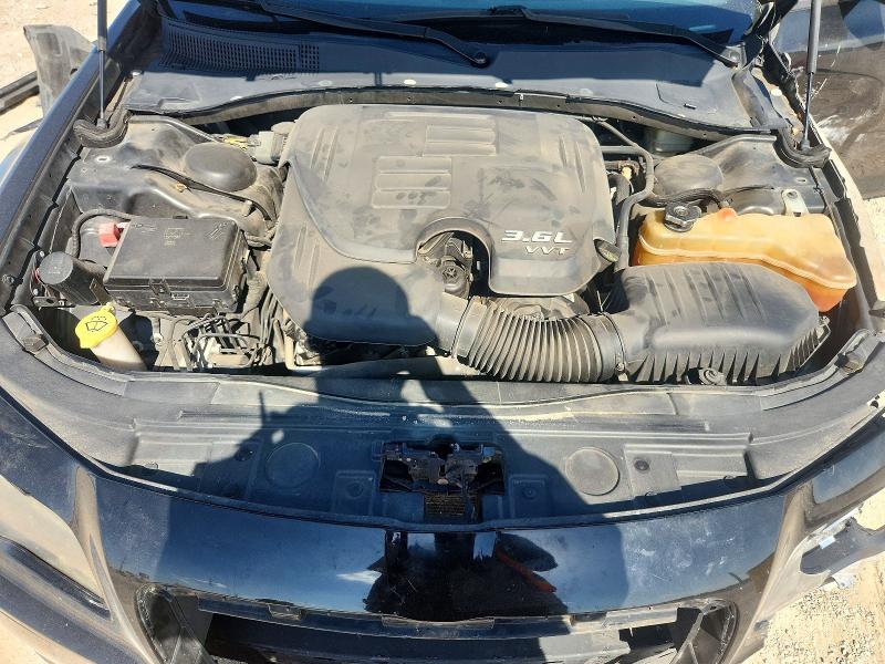 Photo 11 from auction – 2014 CHRYSLER 300 with VIN 2C3CCABG7EH283119