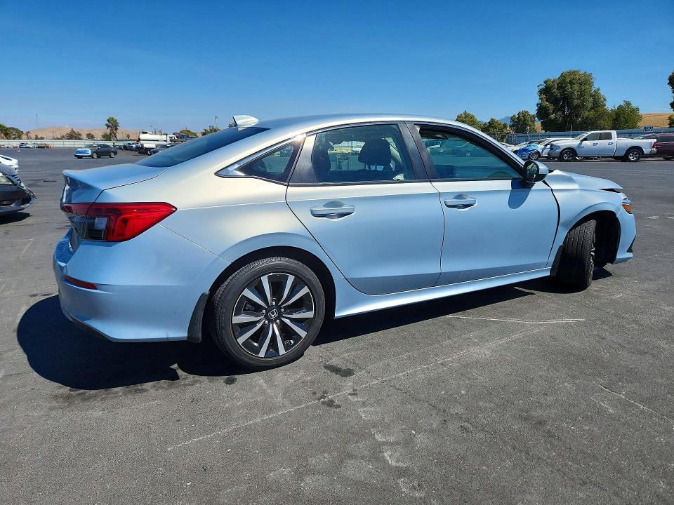 Photo 3 from auction – 2023 HONDA CIVIC with VIN 2HGFE1F75PH311534