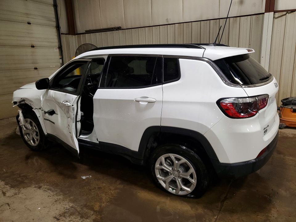 Photo 2 from auction – 2024 JEEP COMPASS with VIN 3C4NJDBN9RT110161