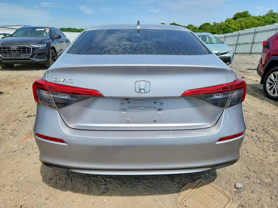 Photo 6 from auction – 2022 HONDA CIVIC with VIN 2HGFE2F26NH518201
