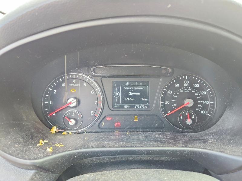 Photo 9 from auction – 2017 KIA SORENTO with VIN 5XYPGDA56HG242034