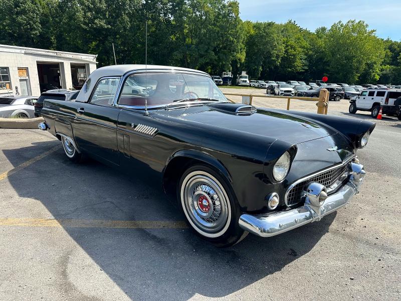 Photo 4 from auction – 1956 FORD THUNDERBIRD with VIN P6FH184094