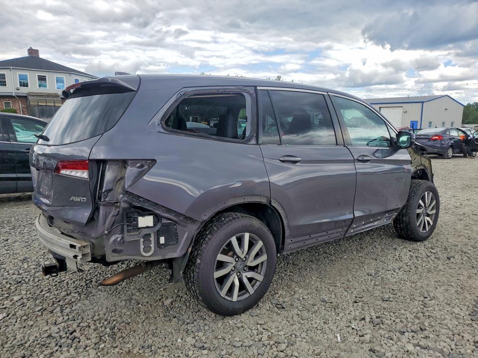 Photo 3 from auction – 2020 HONDA PILOT with VIN 5FNYF6H53LB008460