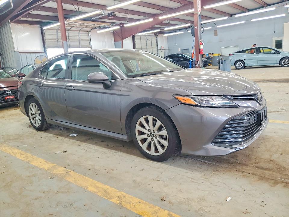 Photo 4 from auction – 2020 TOYOTA CAMRY with VIN 4T1C11AK7LU902248