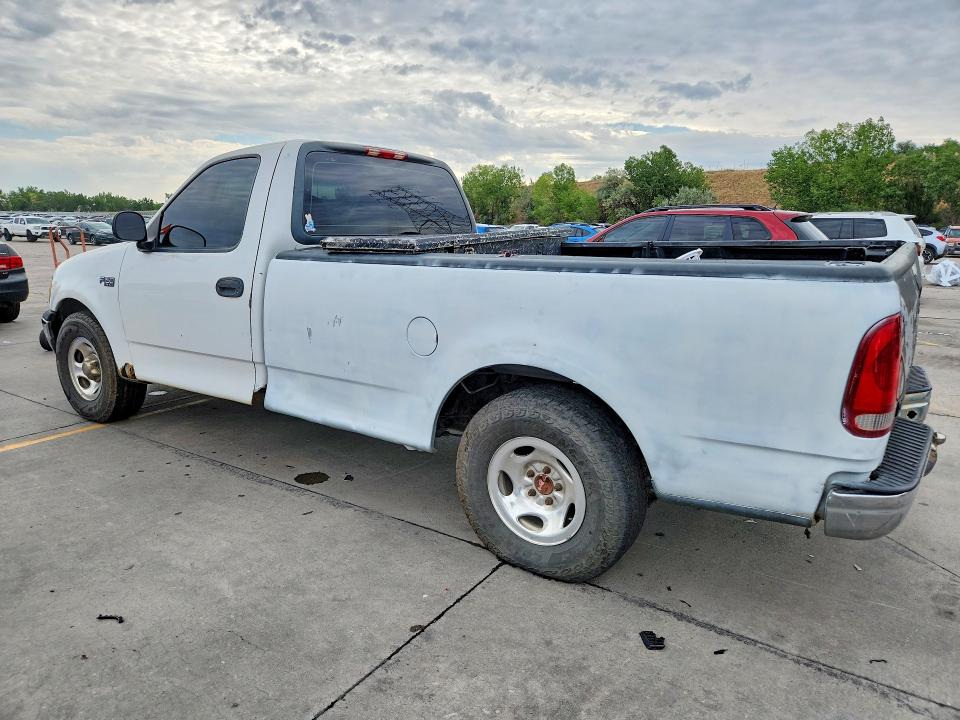 Photo 2 from auction – 2000 FORD F-150 with VIN 2FTZF1723YCA89019