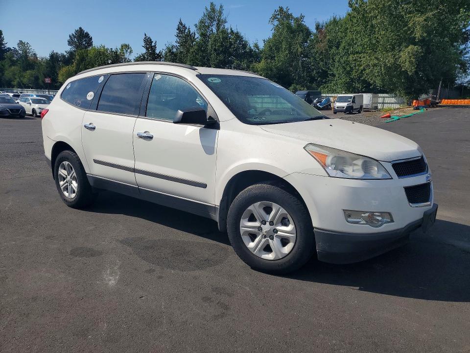 Photo 4 from auction – 2012 CHEVROLET TRAVERSE with VIN 1GNKRFED2CJ423746