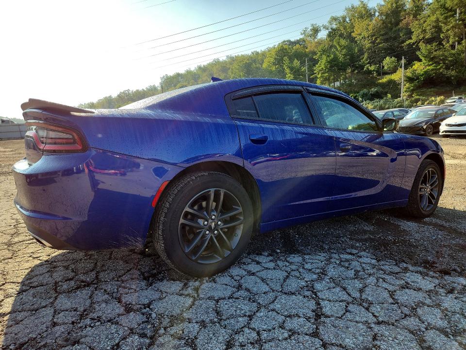 Photo 3 from auction – 2019 DODGE CHALLENGER SXT with VIN 2C3CDXJG9KH678951