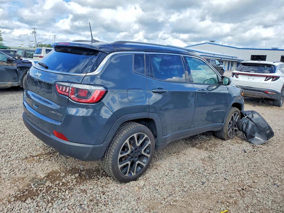 Снимка 3 от търг – 2018 JEEP COMPASS с VIN 3C4NJDCB0JT492878