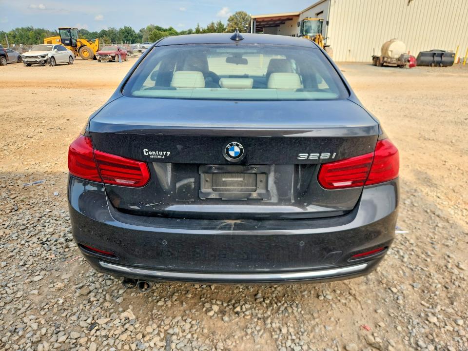 Photo 6 from auction – 2016 BMW 328 with VIN WBA8E9G5XGNT47114