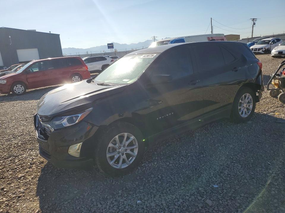 CHEVROLET EQUINOX 2021 with VIN 2GNAX5EV5M6151082 - Photo from auction