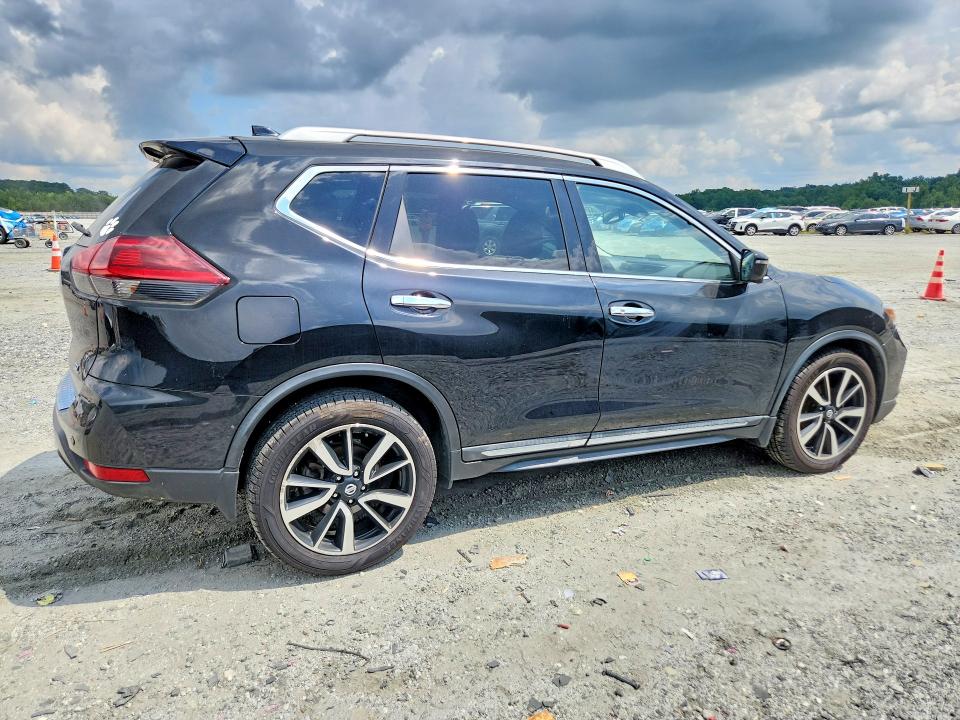Photo 3 from auction – 2020 NISSAN ROGUE with VIN 5N1AT2MT1LC733183