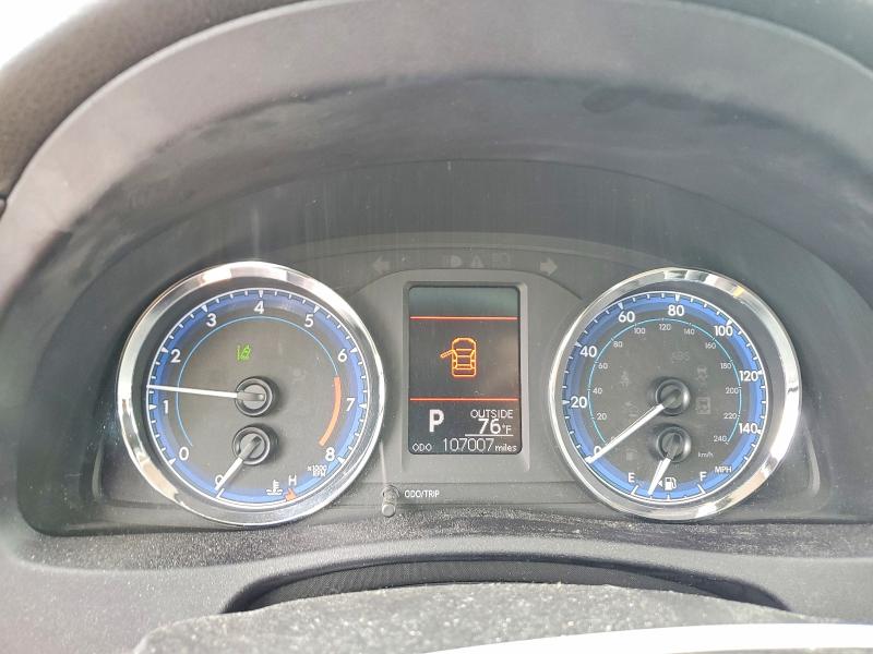 Photo 9 from auction – 2018 TOYOTA COROLLA with VIN 2T1BURHE4JC087636
