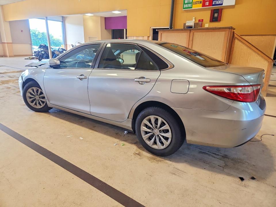 Photo 2 from auction – 2015 TOYOTA CAMRY with VIN 4T1BF1FK5FU027780