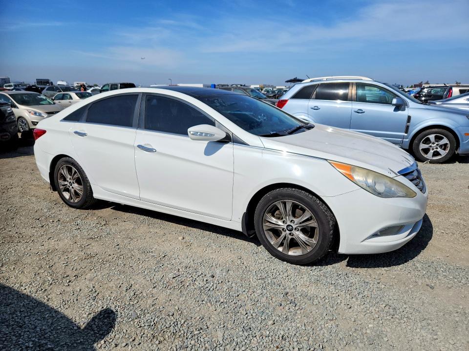 Photo 4 from auction – 2012 HYUNDAI SONATA with VIN 5NPEC4AC7CH483202