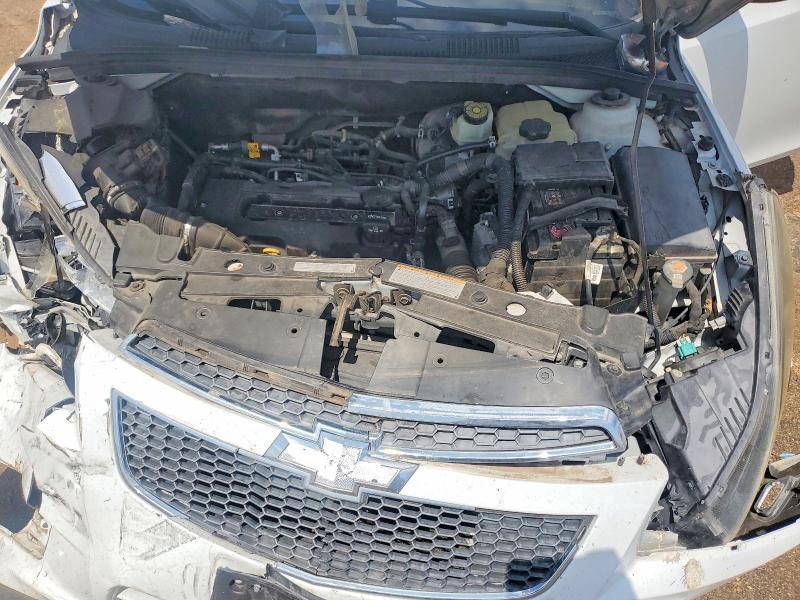 Photo 11 from auction – 2014 CHEVROLET CRUZE with VIN 1G1PC5SB1E7144617
