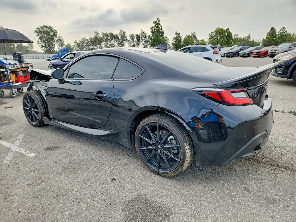 Photo 2 from auction – 2023 TOYOTA GR 86 with VIN JF1ZNBF18P8753541