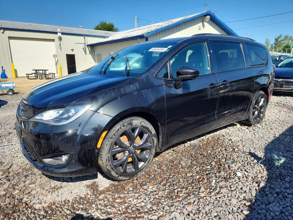 CHRYSLER PACIFICA 2020 con VIN 2C4RC1BGXLR104682 - Foto de la subasta