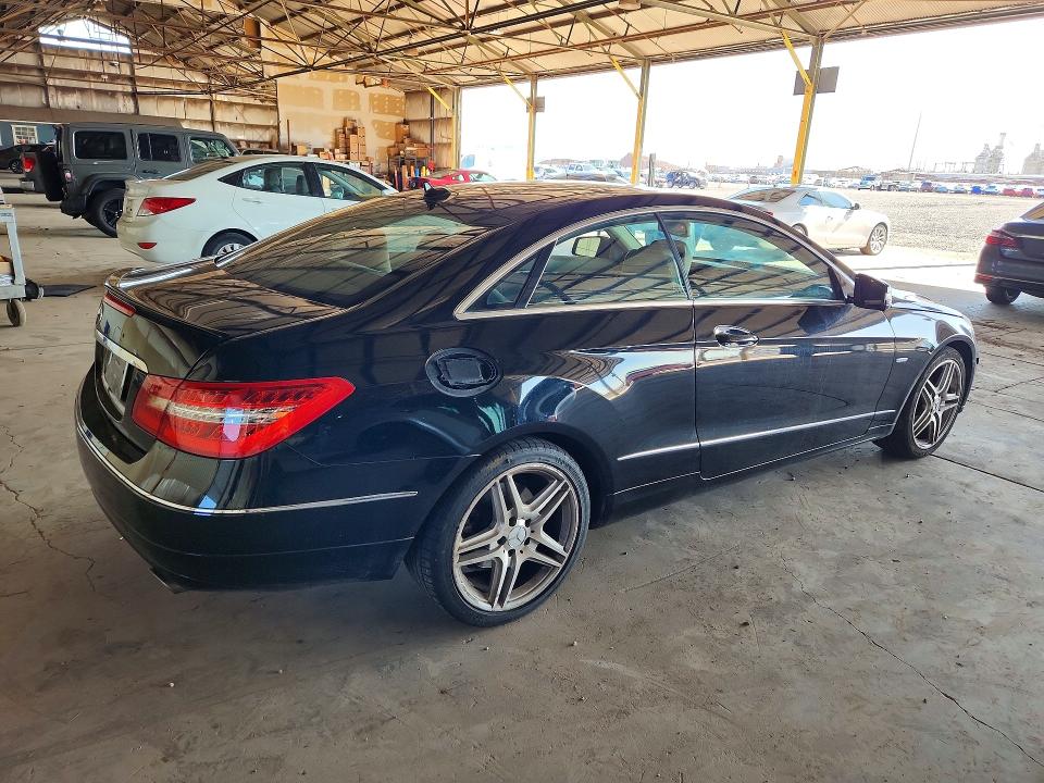 Photo 3 from auction – 2012 MERCEDES-BENZ E with VIN WDDKJ5KB2CF136316