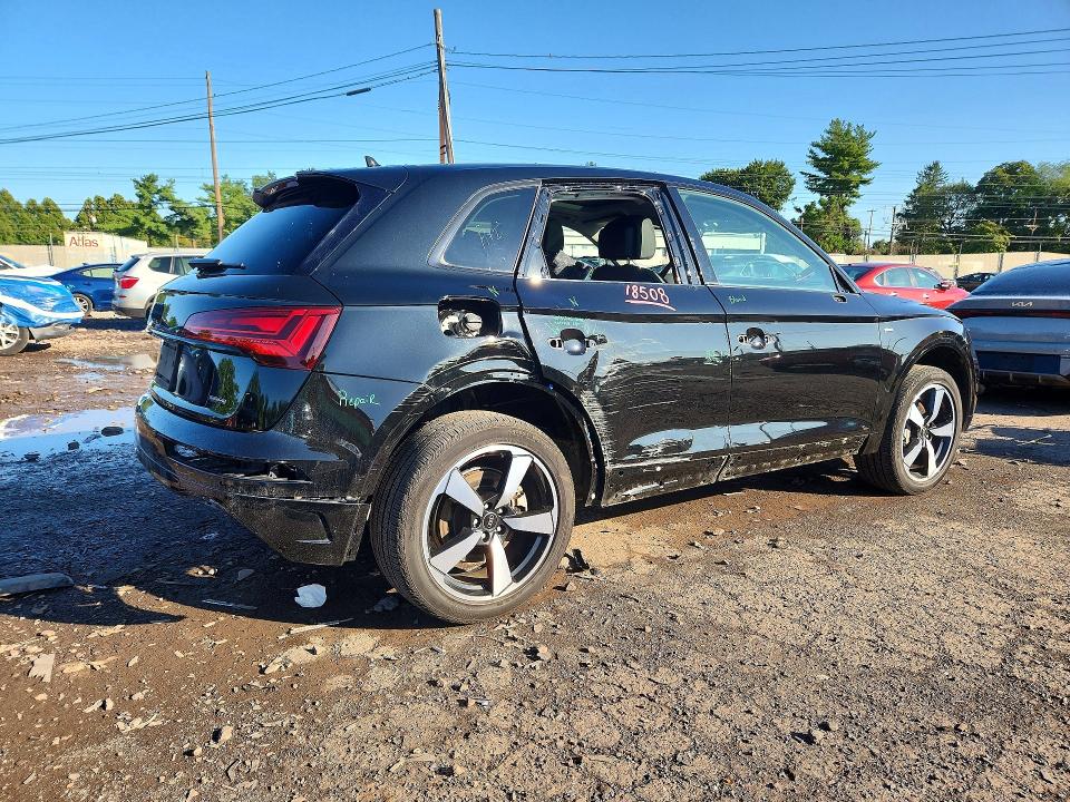 Zdjęcie 3 z aukcji – 2023 AUDI Q5 z VIN WA1EAAFY2P2171864