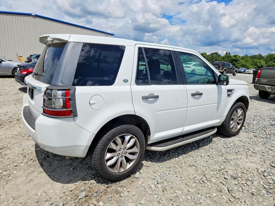 Photo 3 from auction – 2011 LAND ROVER LR2 with VIN SALFR2BN0BH238240