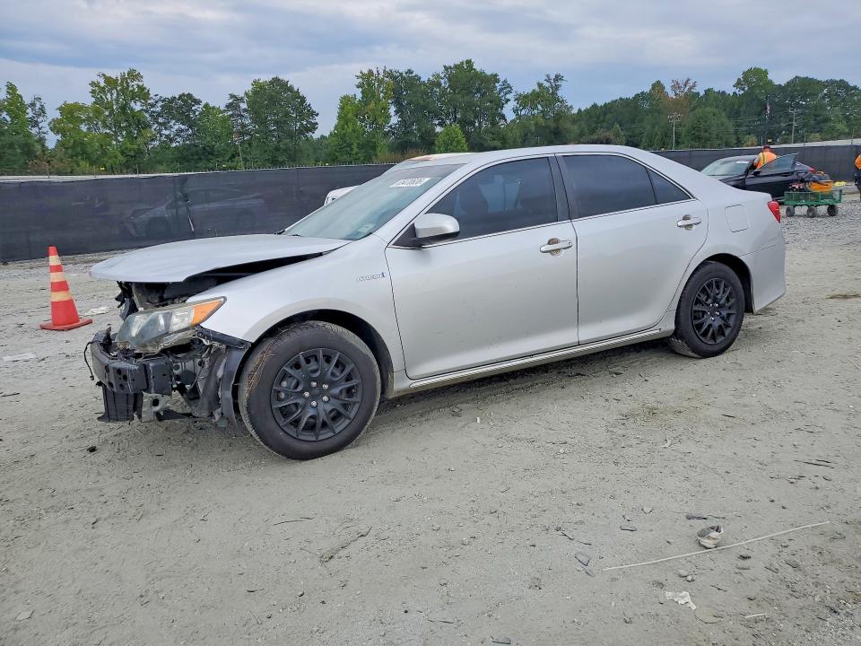 2014 TOYOTA CAMRY HYBRID - Търг №65470636