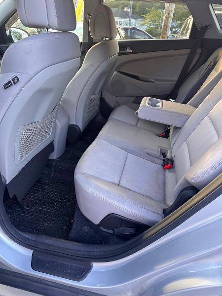 Photo 6 from auction – 2018 HYUNDAI TUCSON with VIN KM8J3CA49JU676774