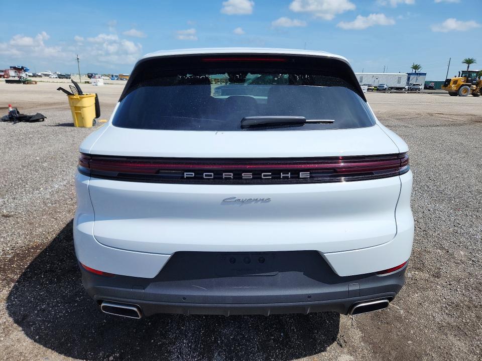 Photo 6 from auction – 2026 PORSCHE CAYENNE with VIN WP1AA2AYXTDA04005