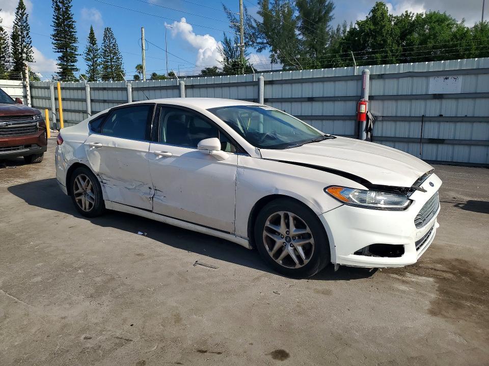 Photo 4 from auction – 2016 FORD FUSION with VIN 3FA6P0H76GR166191