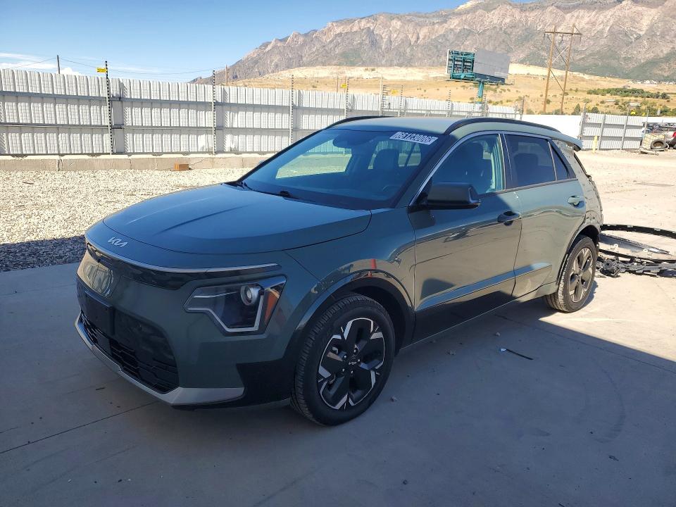 KIA NIRO 2023 with VIN KNDCR3L19P5025128 - Photo from auction